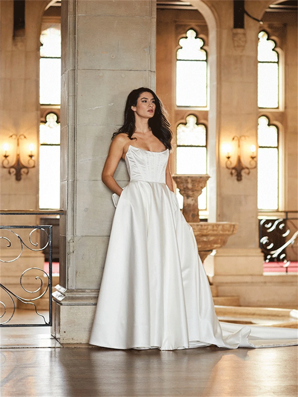 Рисунок 3 - Женское платье до пола без рукавов