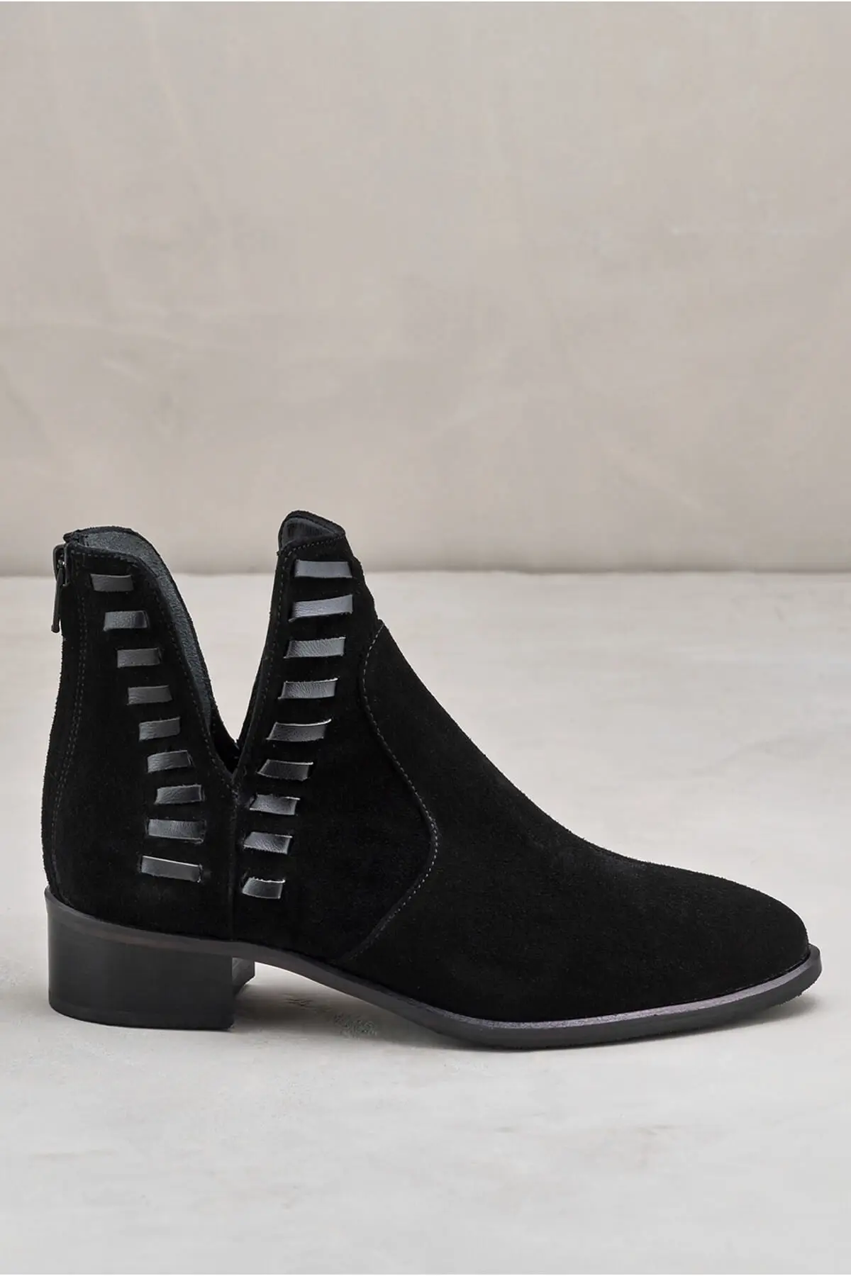 

Women BootsCHERI Black 's New Arrival Luxury Stylish Female Boots Platform Designer Comfortable Ladies Boots High Quality