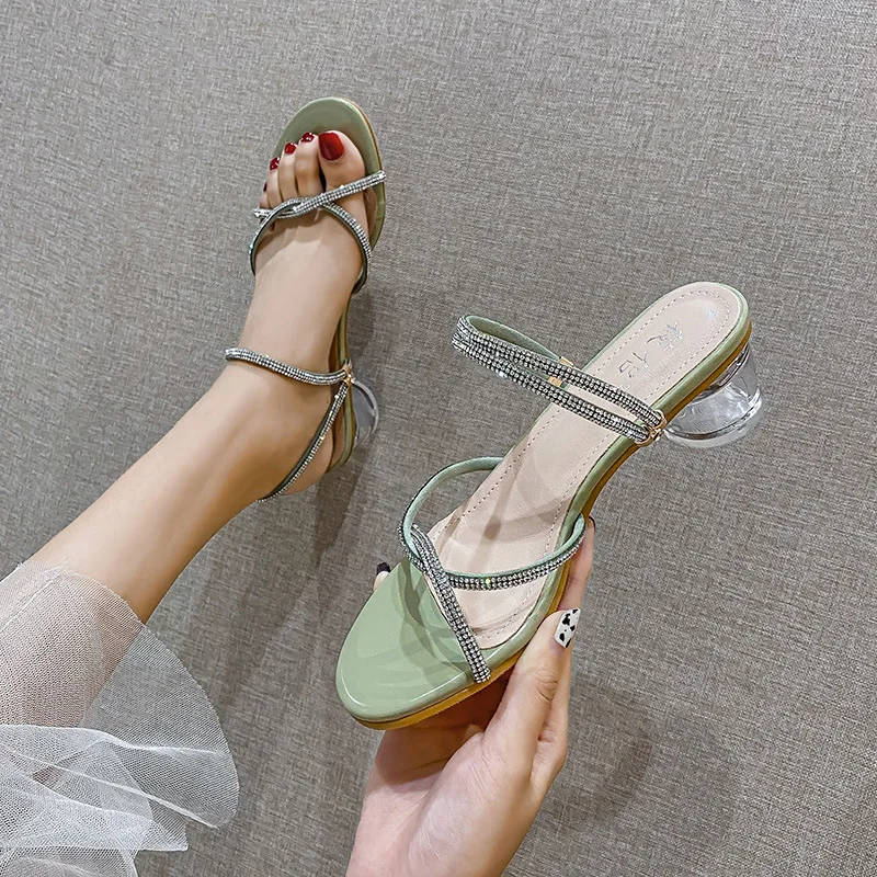 

Low Square heel Big Size Shoes Med Ladies' Slippers Luxury Slides Slipers Women Block Designer 2022 PU Fabric Rubber Hoof Heels