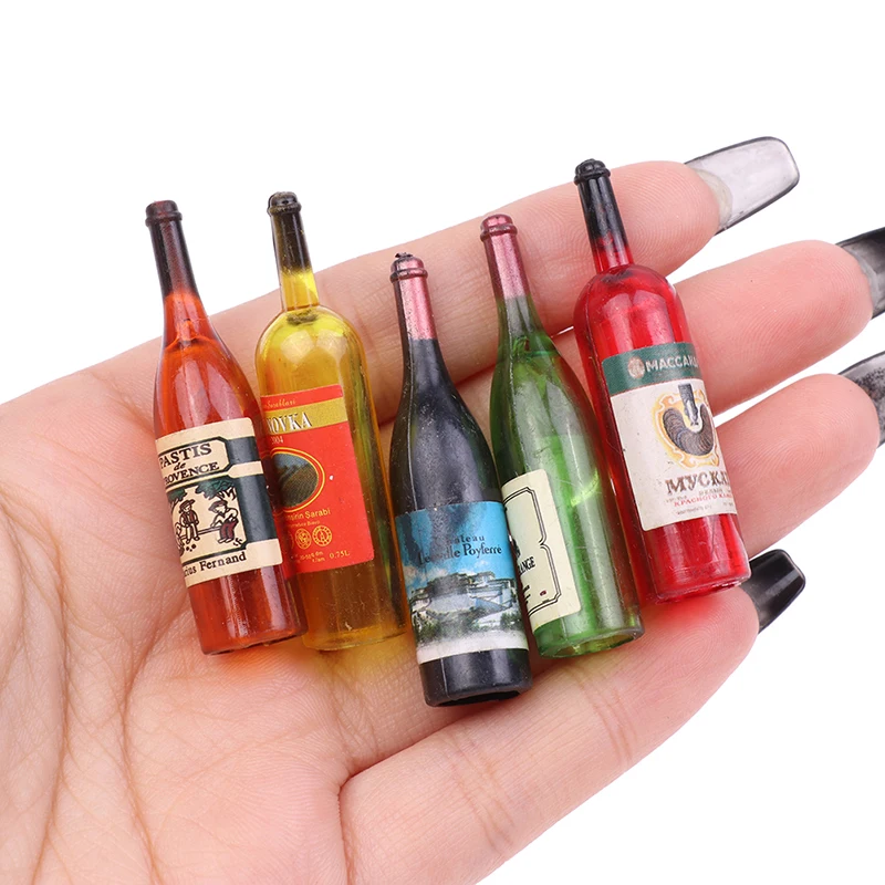 Рисунок 3 - Миниатюрные аксессуары для кукольного