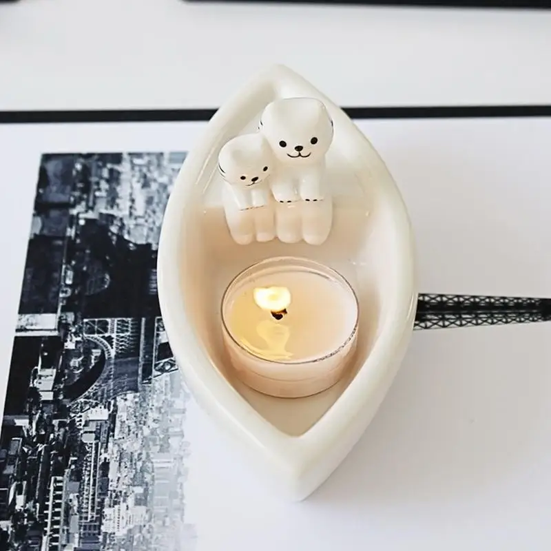 Держатель для свечей в виде котят