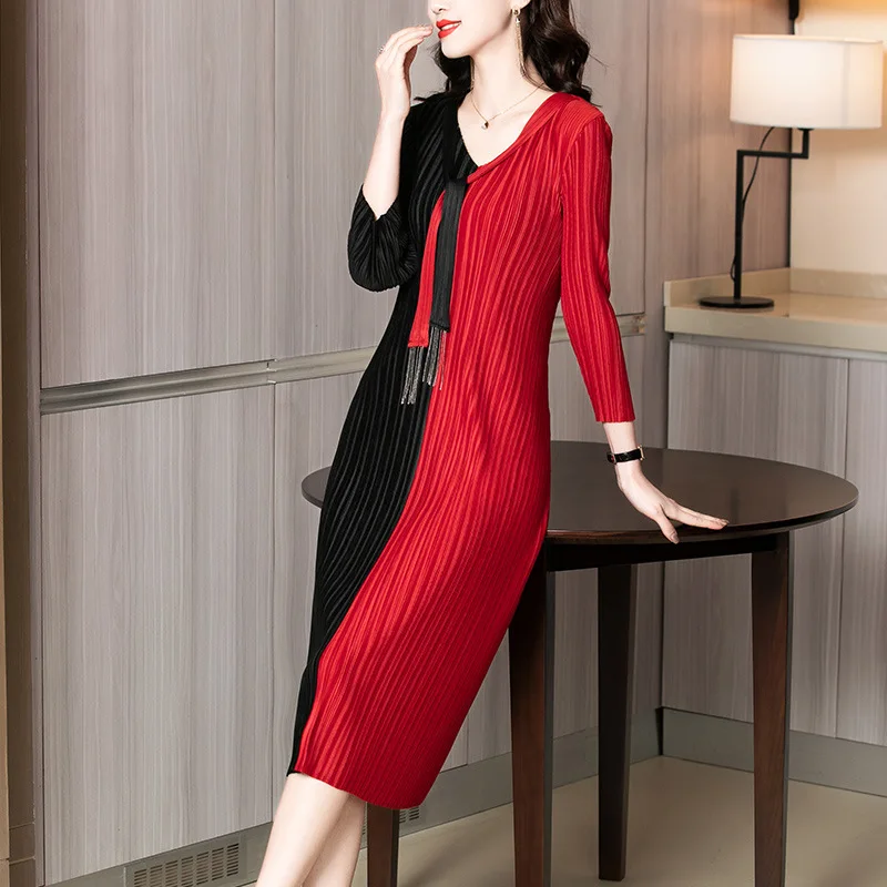 

Miyake Pleated Patchwork Dress 2022 Spring Autumn Korean Style Loose Matching Color Dress High Fashion Dresses