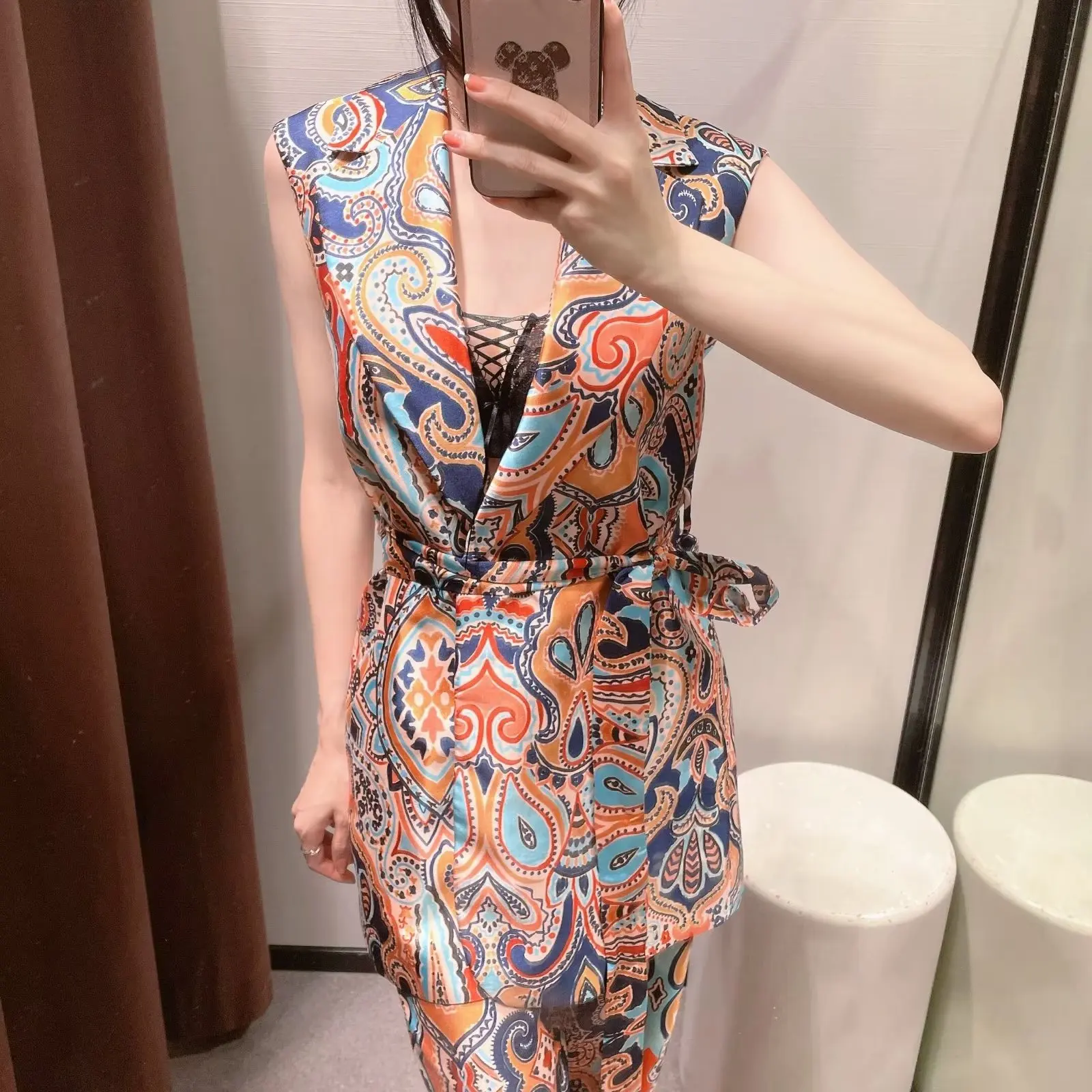 

BER&OYS&ZA 2022 dresses Printed Tank Top Belted Long Sleeve V Neck Dress Printed Trousers Fashion Female's Coats vestidos Hot