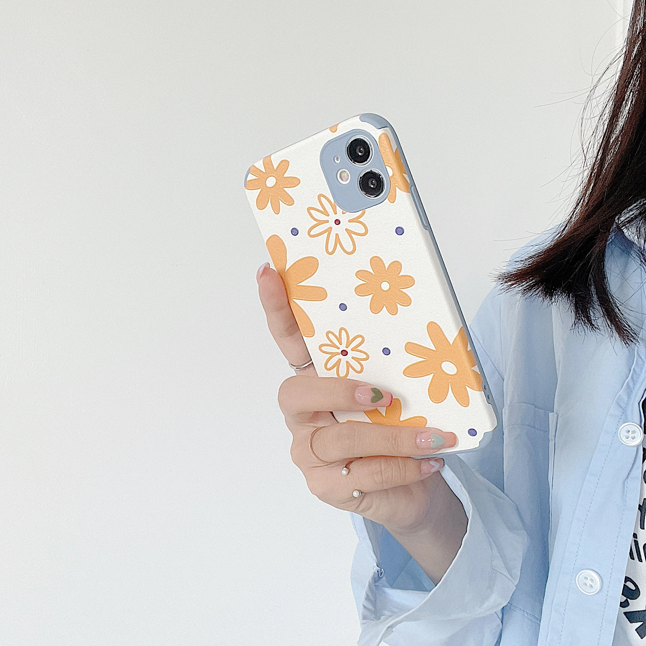 

Colorful Daisy Flowers Phone Case for iPhone 11 12 13 mini pro XS MAX 8 7 Plus X XR Cover