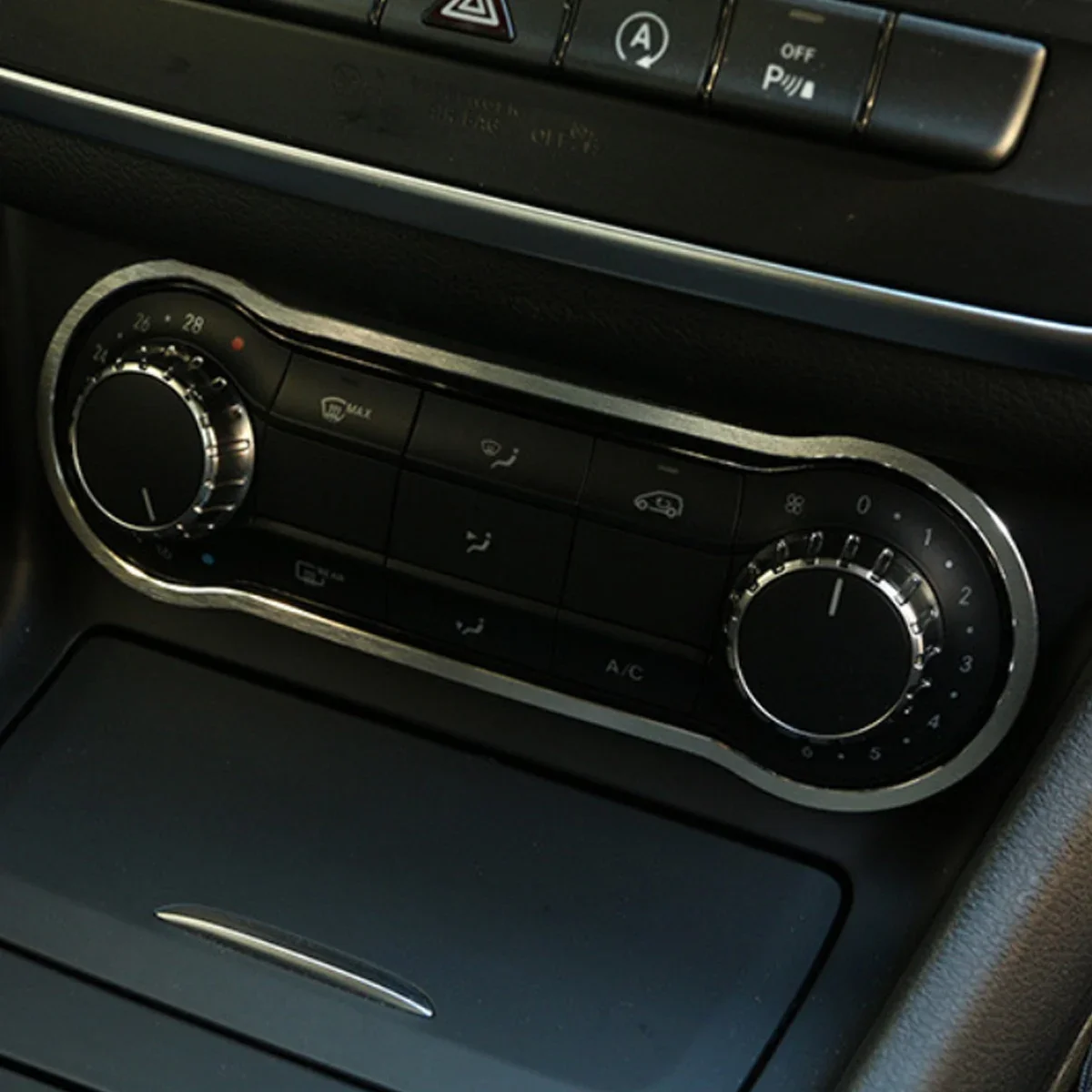 Наклейка на рамку панели кондиционера автомобиля для Mercedes-Benz A B CLA GLA Class W176 W246 C117