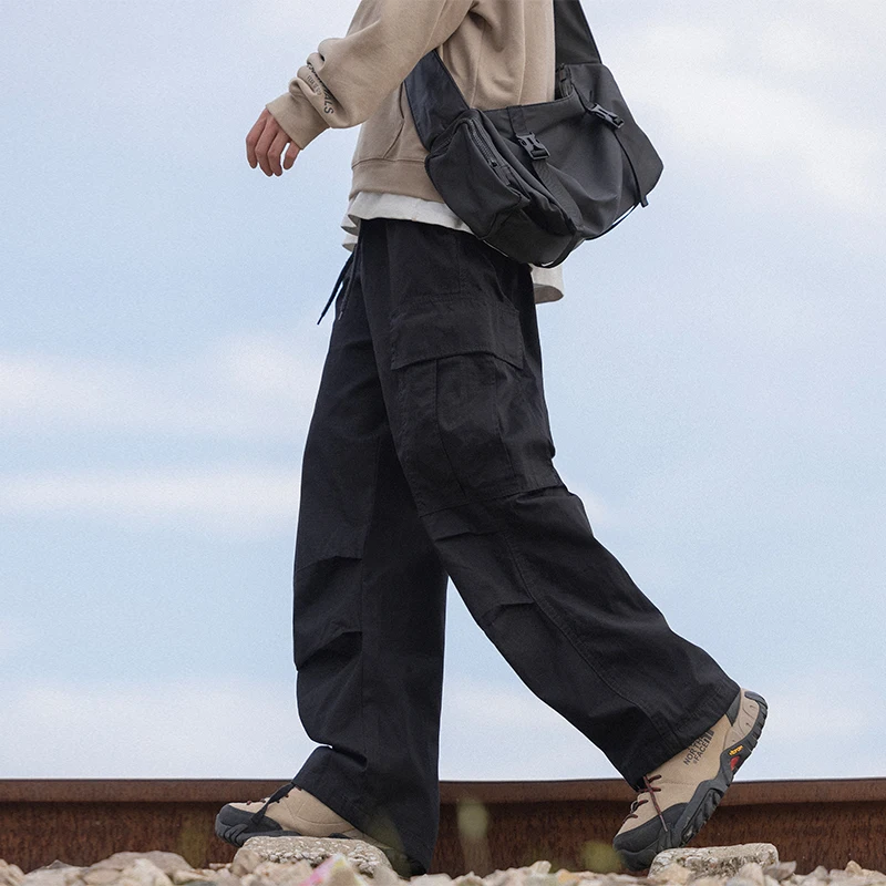 

2023 New Men's Cargo Pants Solid Color Fashion Multi-pockets Straight Pants Male Hip Hop Street Elastic Waist Male Trousers