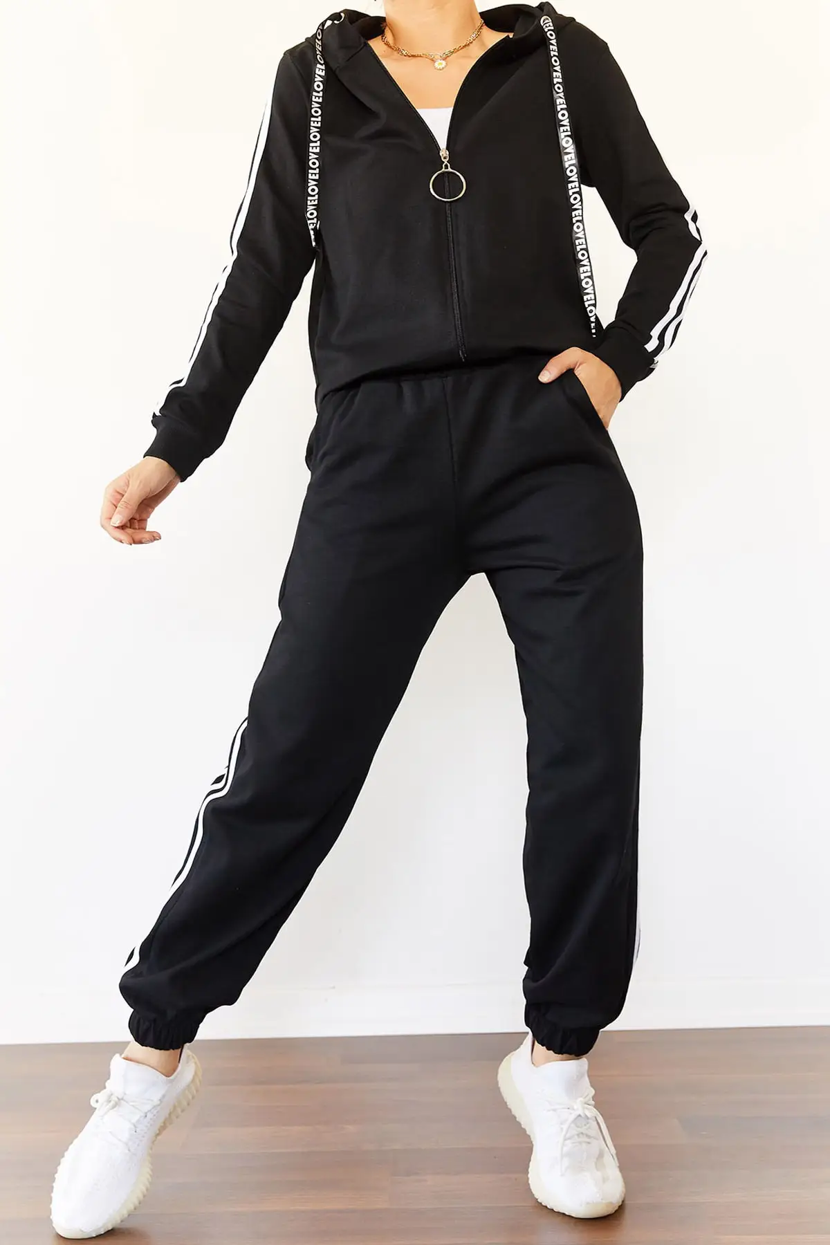 

Women's Black Three Striped Tracksuit 0YZK8-10501-02