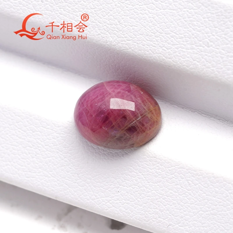 Кабошон овальной формы 5-7 карат натуральный рубин непрозрачный красный цвет