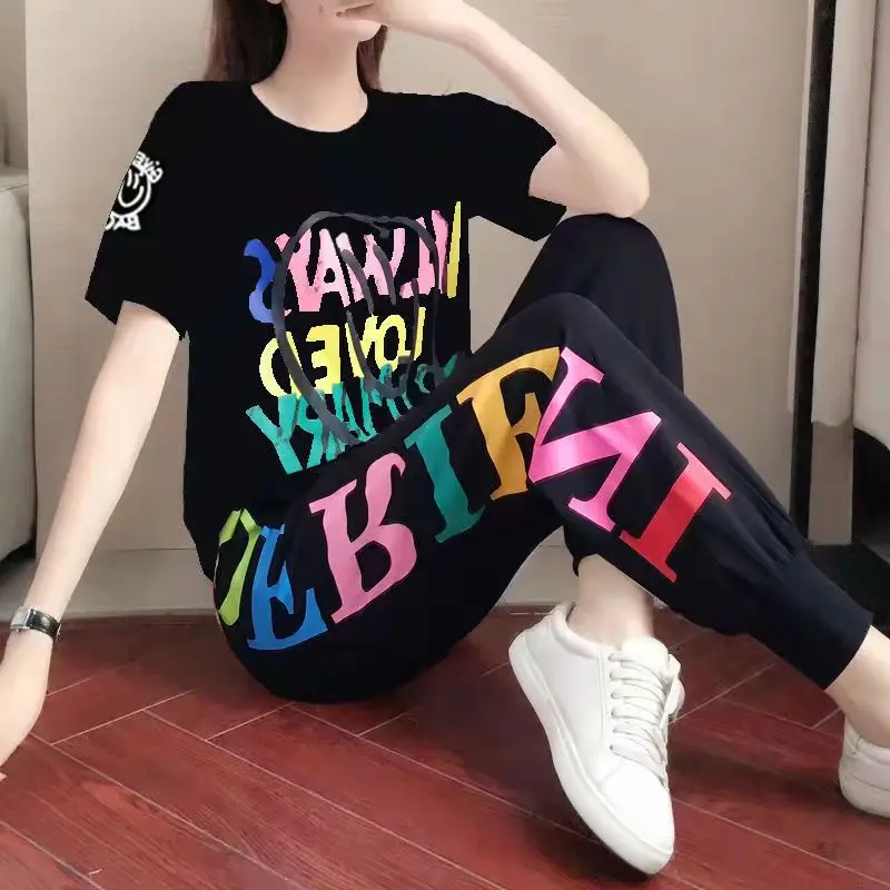 

Sportswear Women's New Summer Fashion Leisure Loose And Thin, Foreign Style, Age Reducing Leisure Two-piece Set