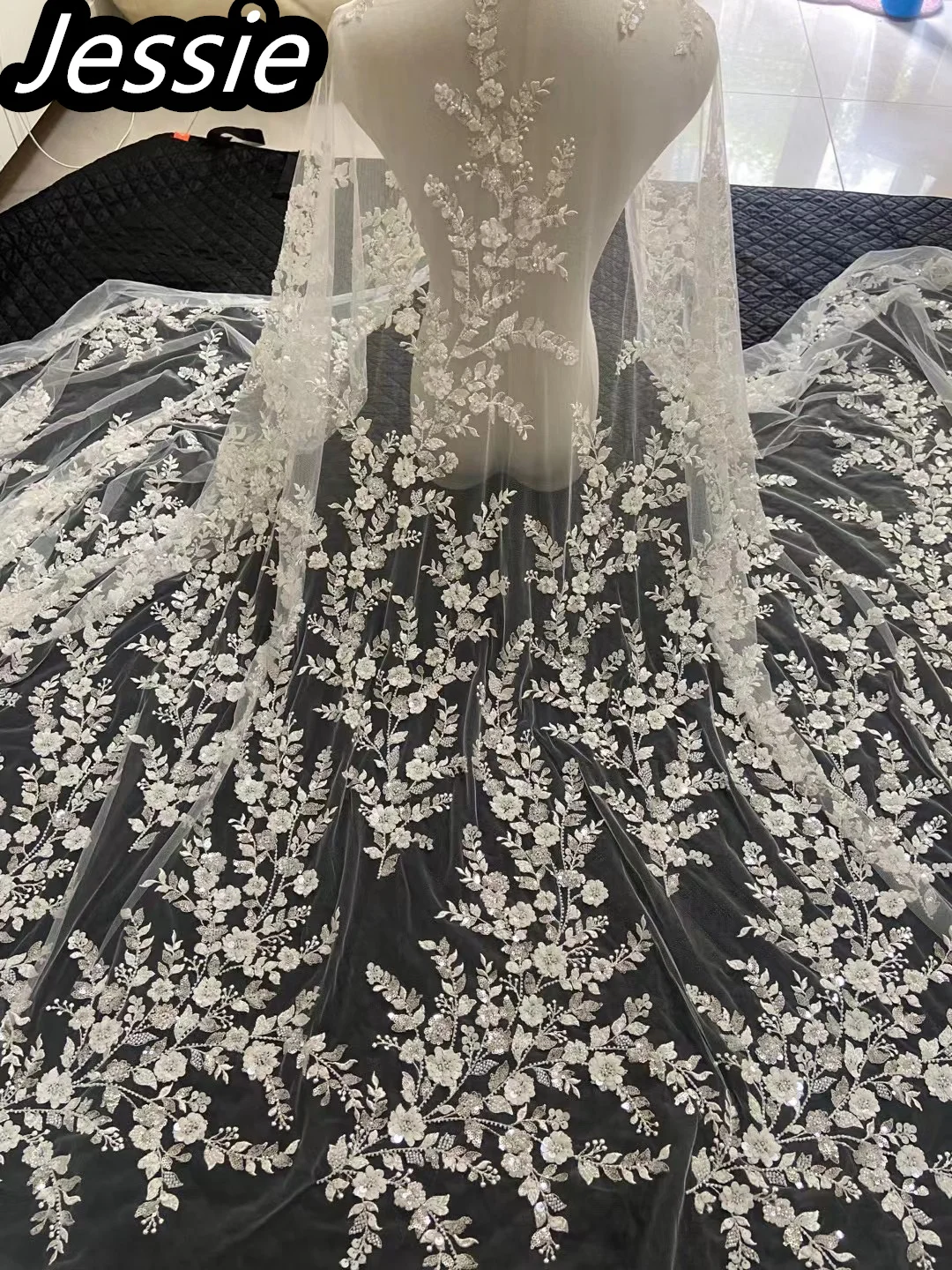 

2023 Europe's Latest French Luxury Hand-nailed Beaded Sequin Mesh Embroidery Lace Gauze Evening Dress Fabric