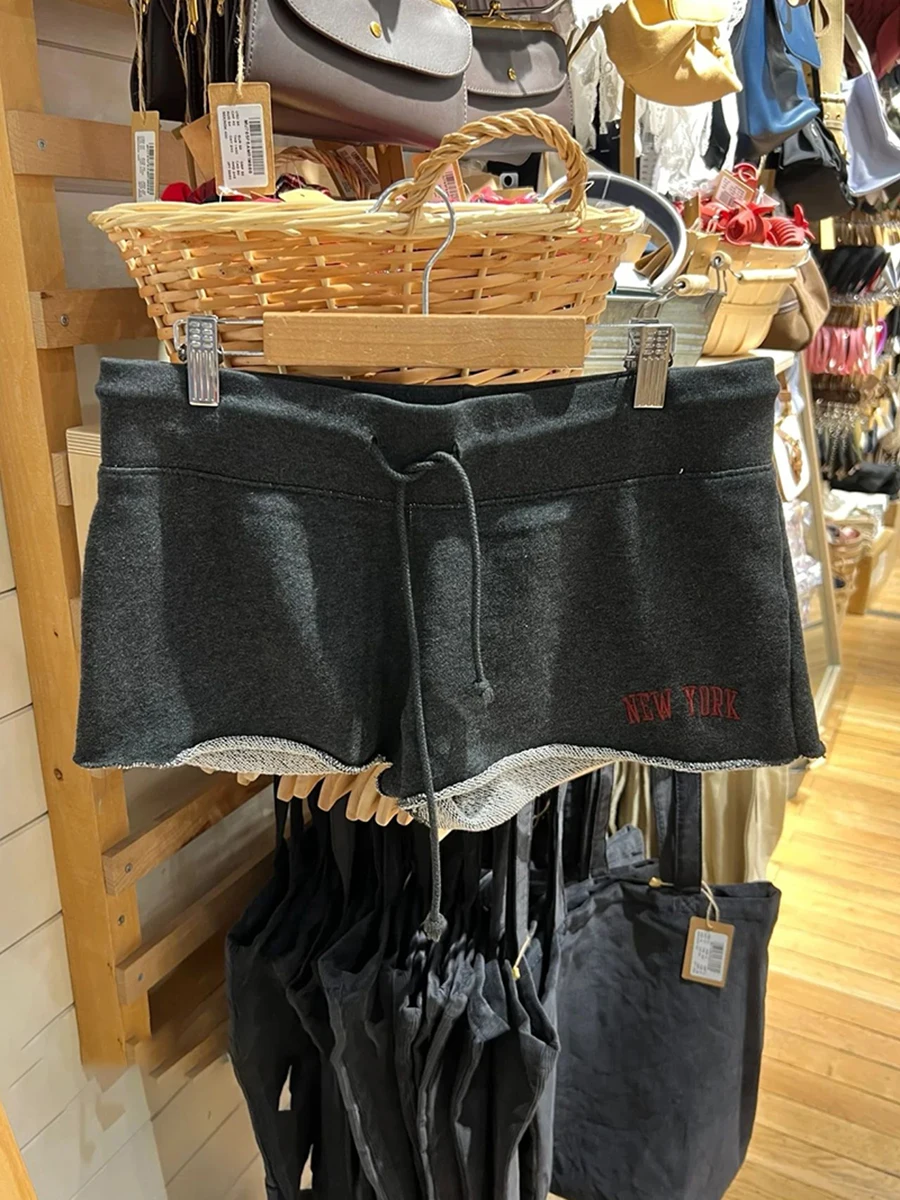 Шорты женские хлопковые с вышивкой свитшот кулиской свободные прямые короткие