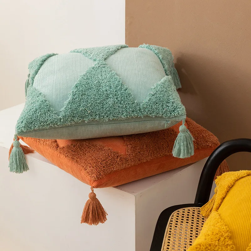 

European and American Style Corduroy Geometric Rhombus Triangle Tufted Embroidered Tassel Pillow Model Room Sofa Cushion