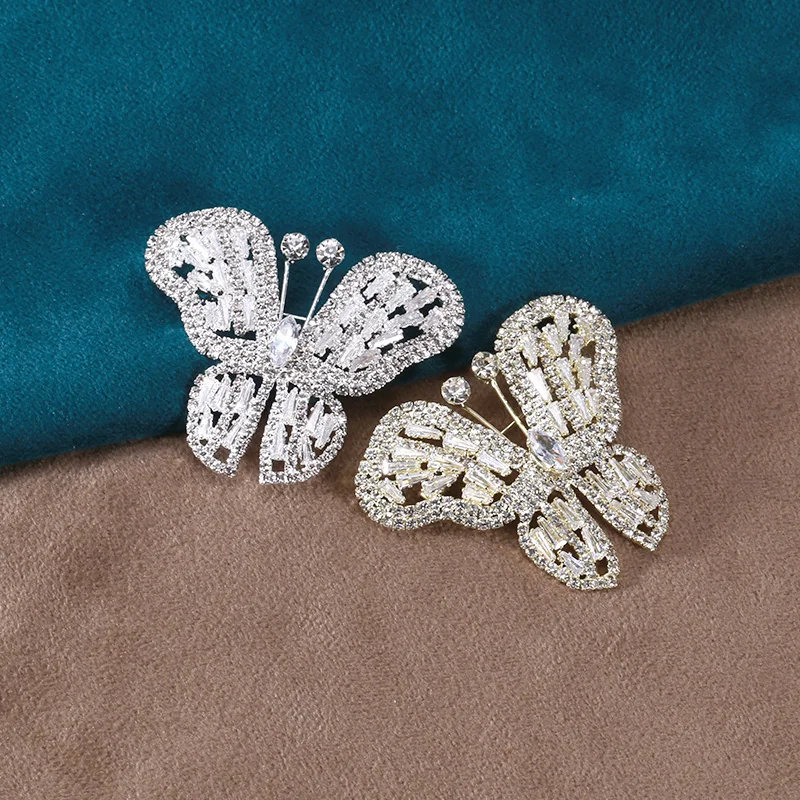 

Rhinestone Butterfly Brooch Gold And Silver Color Alloy Corsage