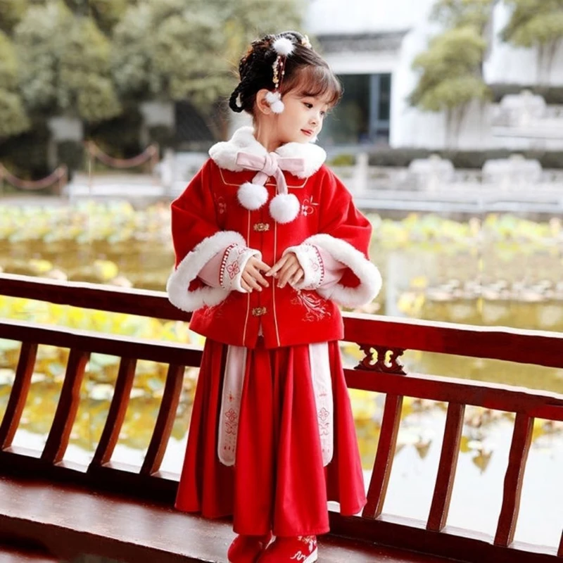 

Girls Cheongsam New Year Clothes Thicken Chinese Hanfu Plush Warm Solid Color Ethnic Style Children Bowknot Balls Costumes 2022