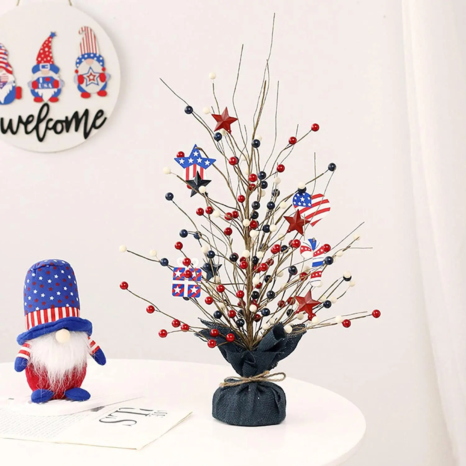 

4th of July Artificial Tree Table Decorations, Patriotic Berry Tree with Stars, Wear-resistant, Memorial Day Decorations for Ho