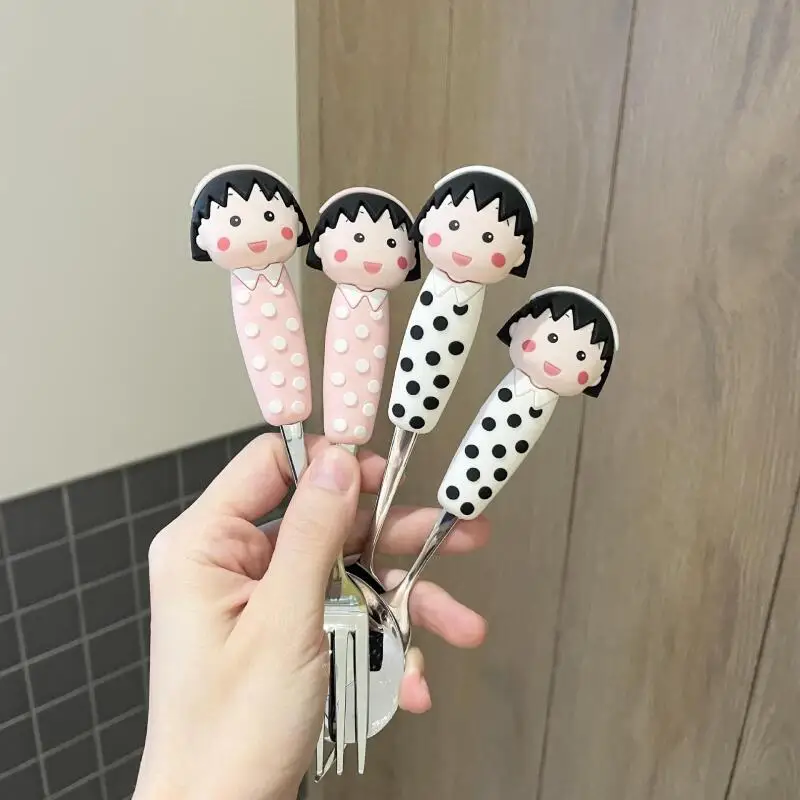 Фото Новый набор вилок и ложек из серии Chibi Maruko Chan: милые стальные ложки и вилки в горошек, кавайная посуда из нержавеющей стали, товары для дома, подарок №2