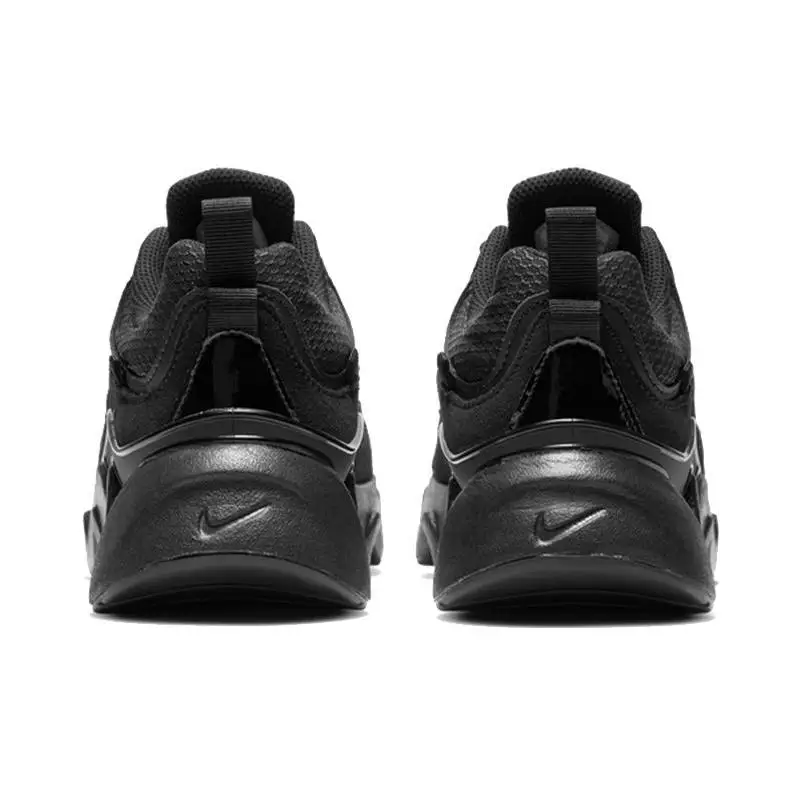 Тройные черные женские Кроссовки Nike RYZ 365