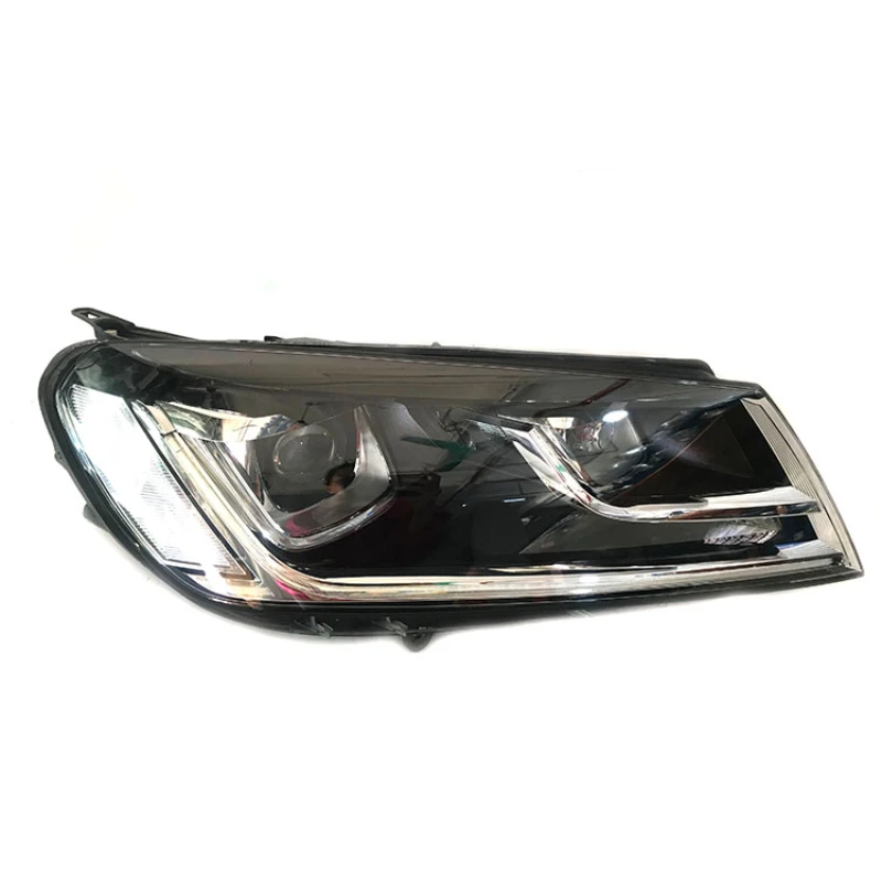 

For Volkswagen Original Volkswagen Touareg Headlight one pair with module