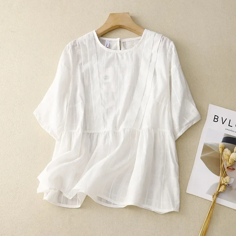 Женская хлопковая рубашка с коротким рукавом уменьшающая возраст круглым