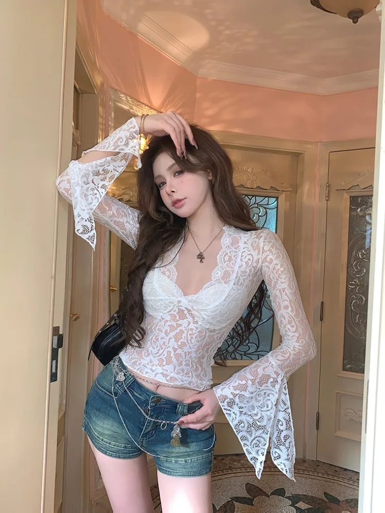 MiiiiX белая полая кружевная рубашка с v-образным вырезом и длинными рукавами