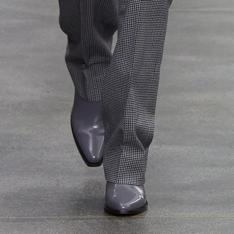 

2022 Autumn and Winter New Catwalk Tall Leather Retro Old Flower Sleeve Boots High Heel Motorcycle Boots Women's Shoes