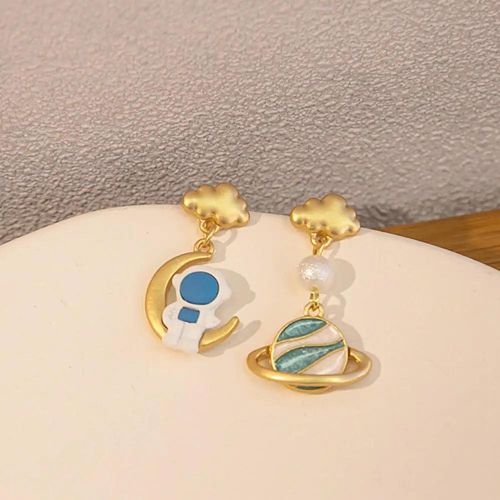 Dress Up Simple Kawaii Astronaut Planet Moon Pendant Stud Earrings for Girlfriends | Dangle