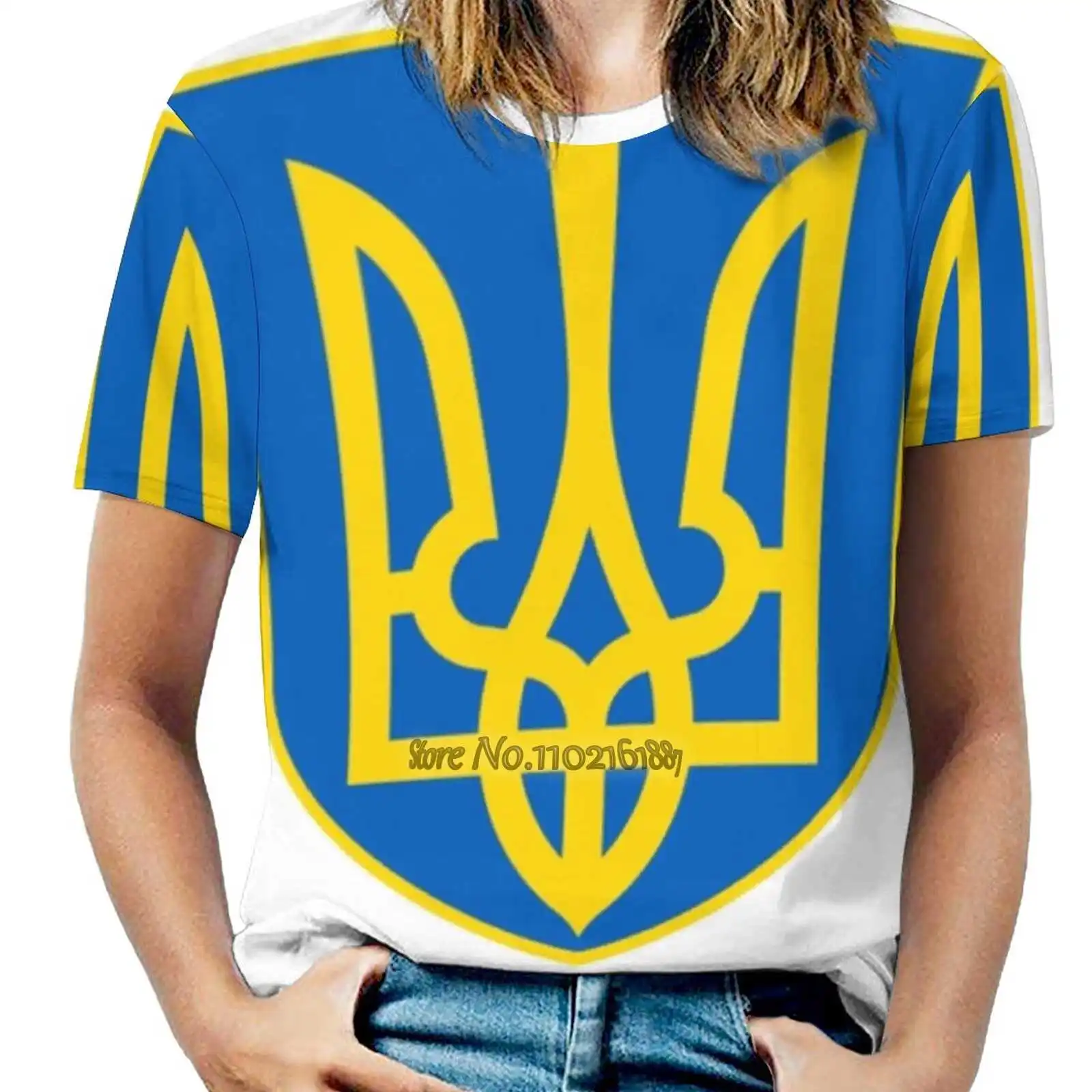 Футболка на одно плечо с гербом Украины и флагом Советской Социалистической