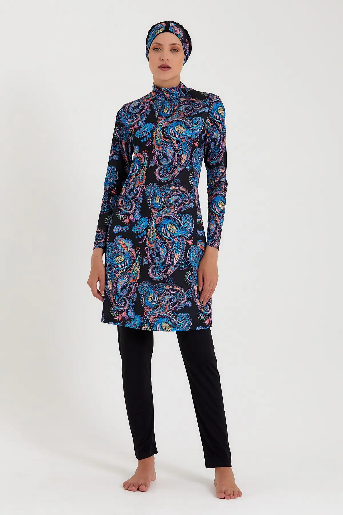 

Узкая Закрытая Женская пляжная одежда с длинным рукавом и ярким рисунком