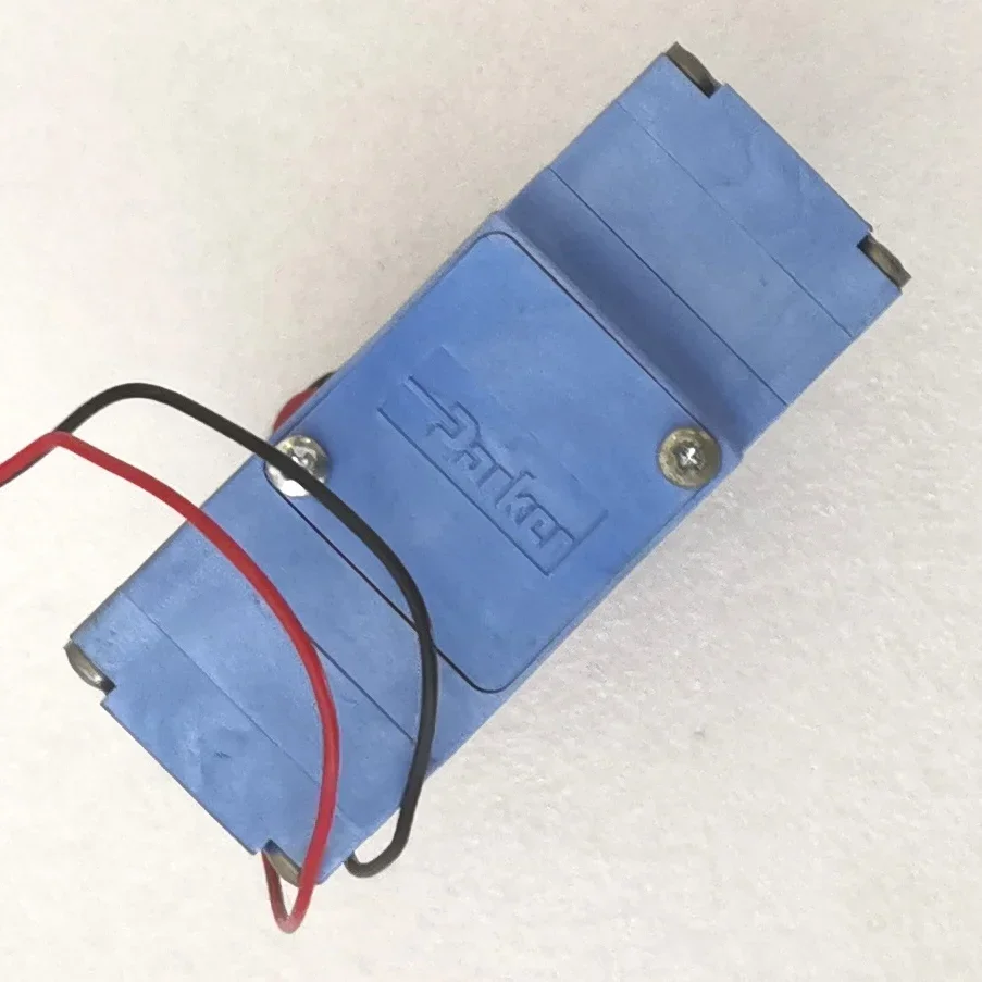 Бесщеточный мембранный вакуумный насос с двойной головкой воздушный D774-11/D725-21-01