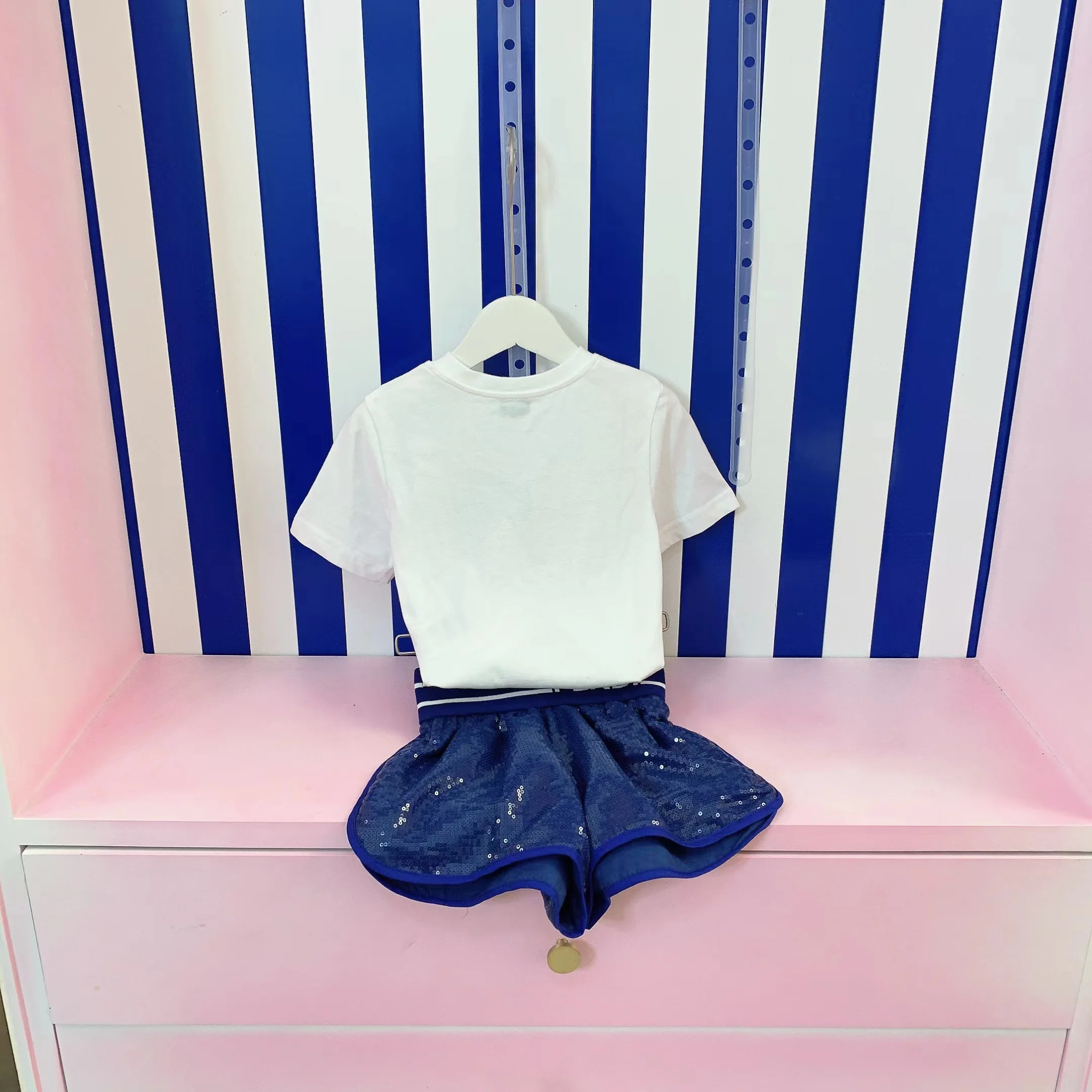 

High end children's wear 2022 summer children's wear girls' cotton top T-shirt Sequin blue casual shorts two piece set high qual