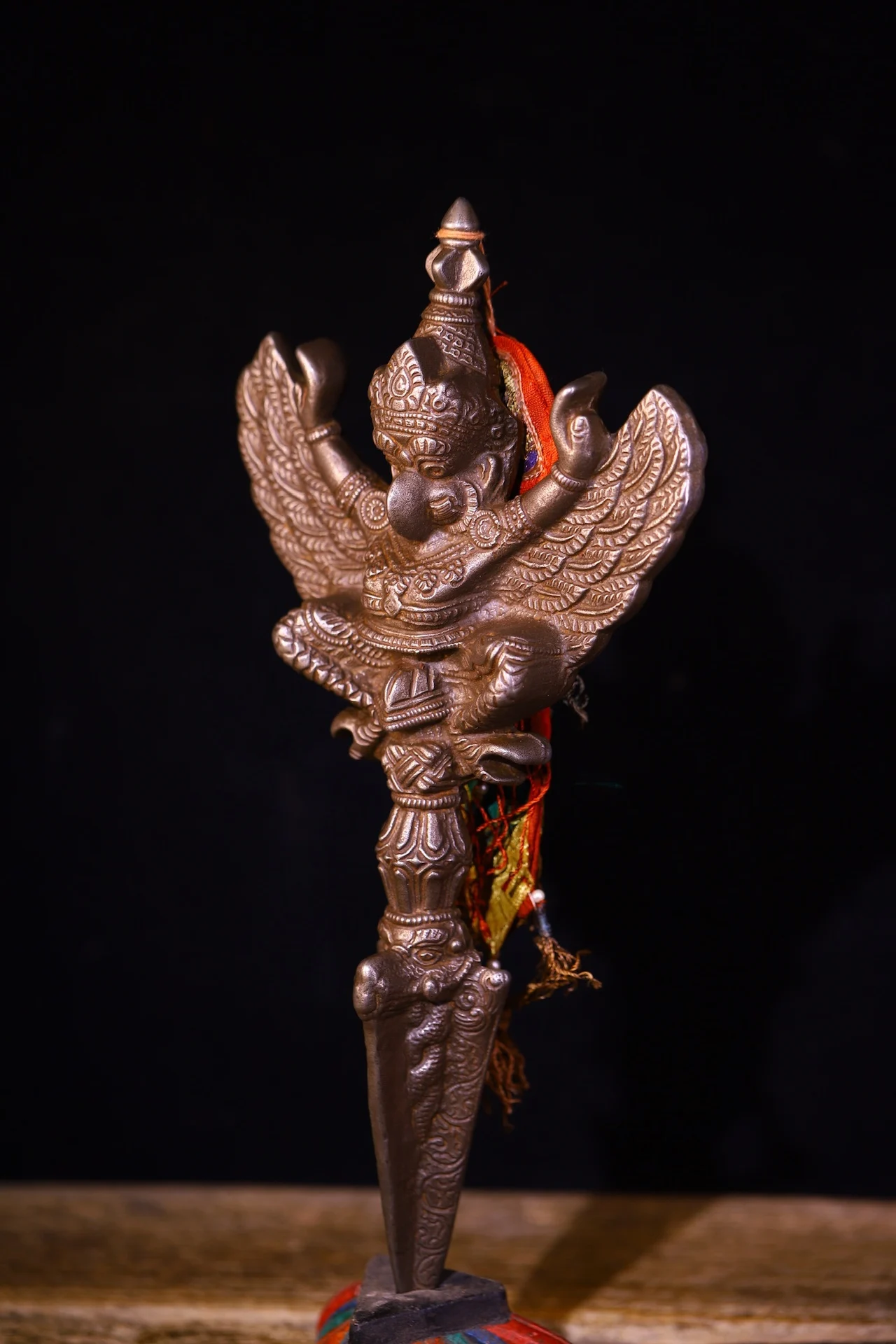 Коллекция тибетских храмов 16 дюймов старые дождевики Cinnabar GARUDA Puba Vajra Будда Dorje