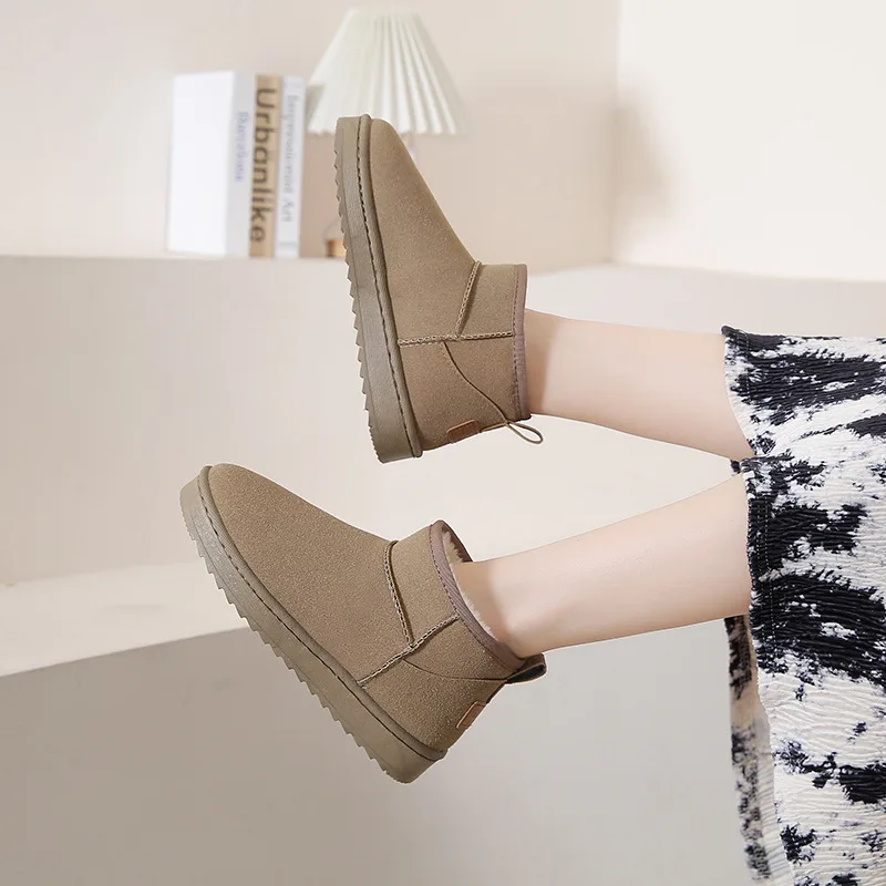 

Белые сапоги до середины икры, женская обувь, австралийские сапоги на плоской подошве с круглым носком, женские низкие сапоги до середины ик...