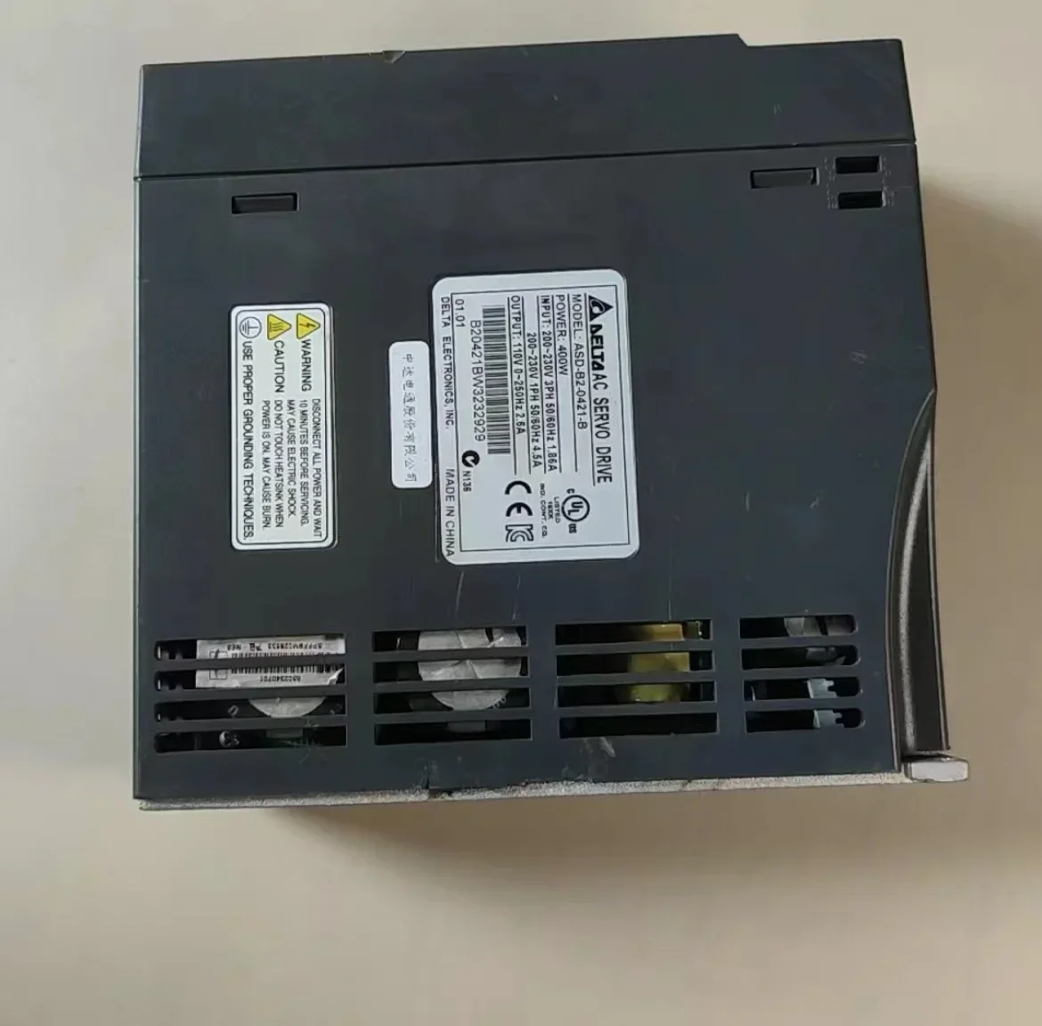 Б/у сервопривод ASD-B2-0421-B Delta B2 протестирован нормально 400 Вт.