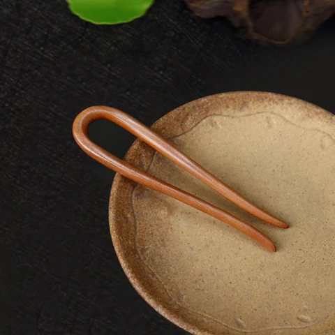 Деревянные U-образные палочки для волос