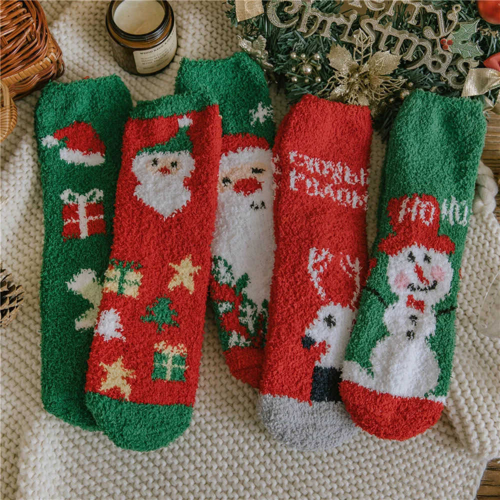 CHAOZHU Xmas Gift 5 Pairs Santa Socks Set Lover's Statement Cartoon Kawaii Japanese Korea Cute Animals Warm Socks Sleepping