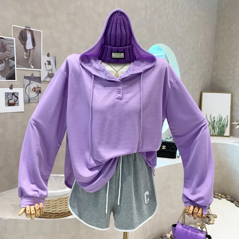 

New Women's Clothing 2022 Summer Long sleeved loose Pullover Hooded sunscreen Top + High Waist Shorts two-piece set
