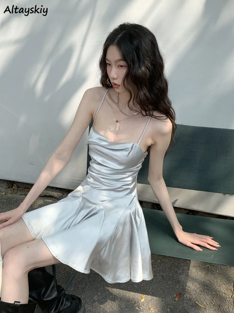 

Low-cut Summer Sexy Sundress Women Silvery Slim Folds Design Bandage Sweet Backless Chic Ruffles Aesthetic Beach Style Vacation