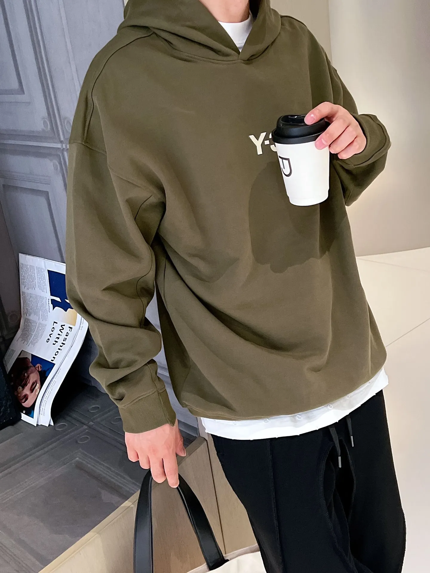 Рисунок 2 - Толстовка Yamamoto Yoshi Y3