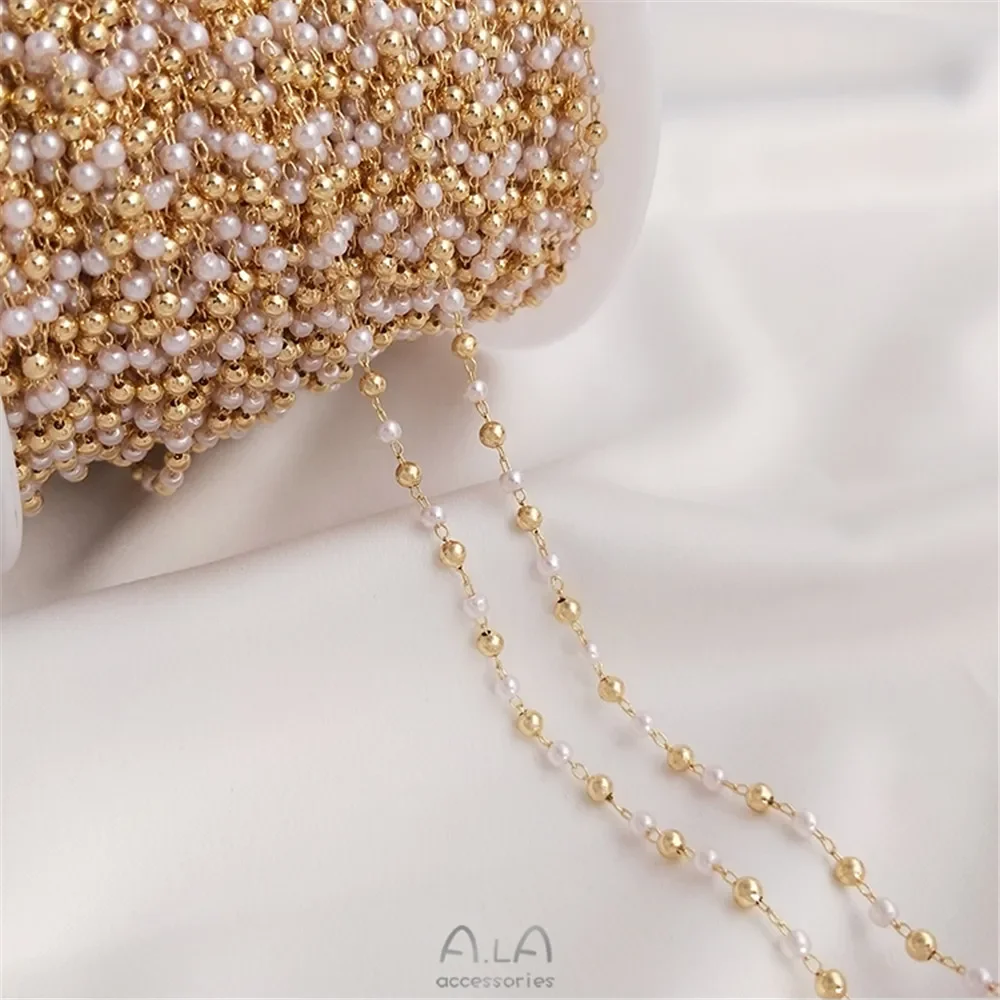 Цепочка ручной работы из 14-каратного золота с имитацией жемчуга рисовых бусин в