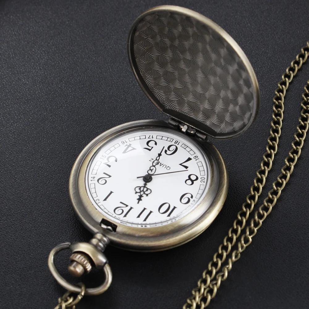 Рисунок 4 - Бронзовые треугольные наручные