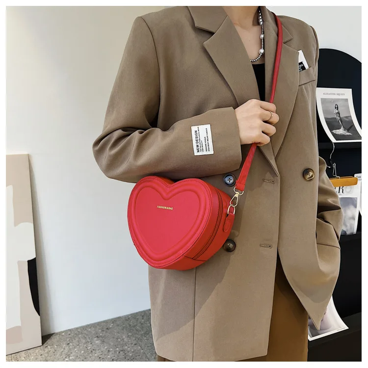 Лидер продаж сумки через плечо в форме сердца для женщин однотонные из