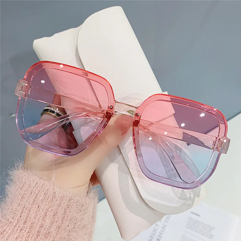 

2022 Summer Personality Pink Blue gradient sunglasses for Women large Square frame sunshade glasses Trendy casual sunglasses