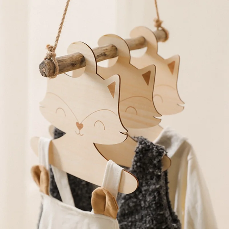 

5Pc/10Pcs Nordic Style Baby Cute Fox Wooden Clothes Hanger Creative Baby Pants Hanger Children Small Hanger Clothes Storage Rack