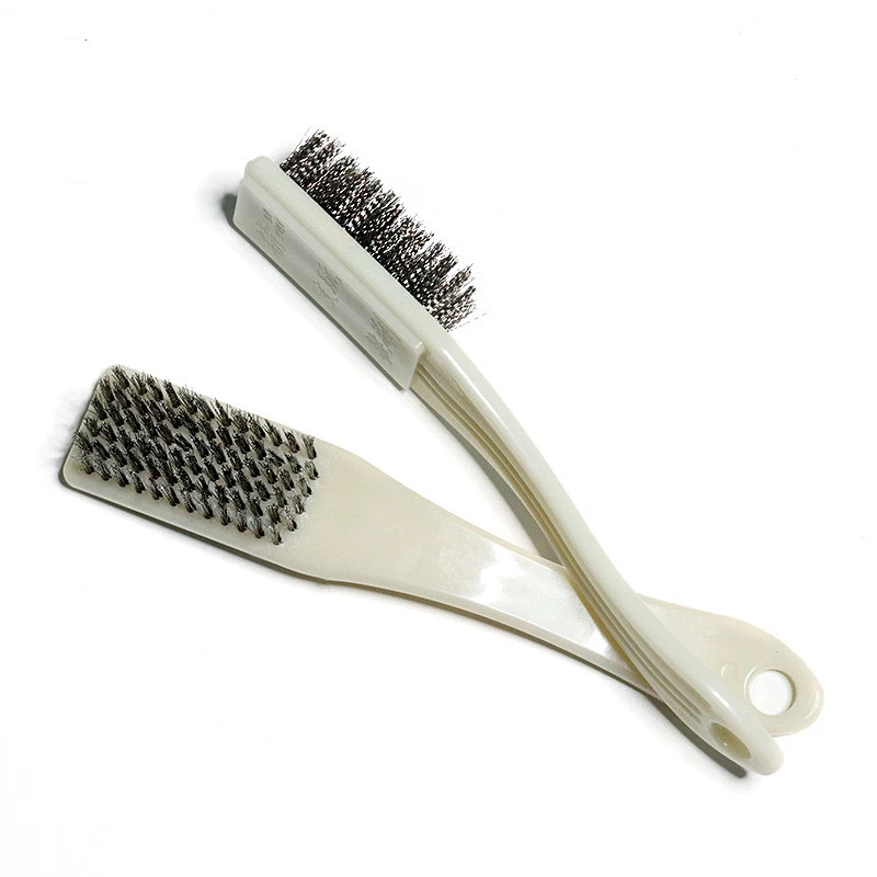 Щетка из нержавеющей стали с пластиковой ручкой