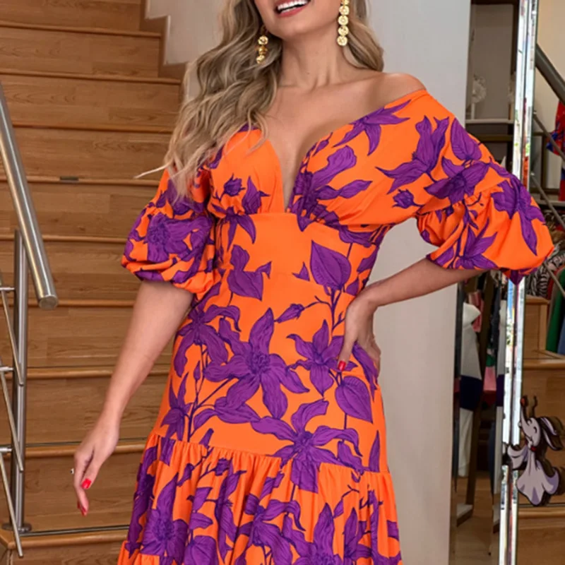 

Женское весеннее платье с V-образным вырезом