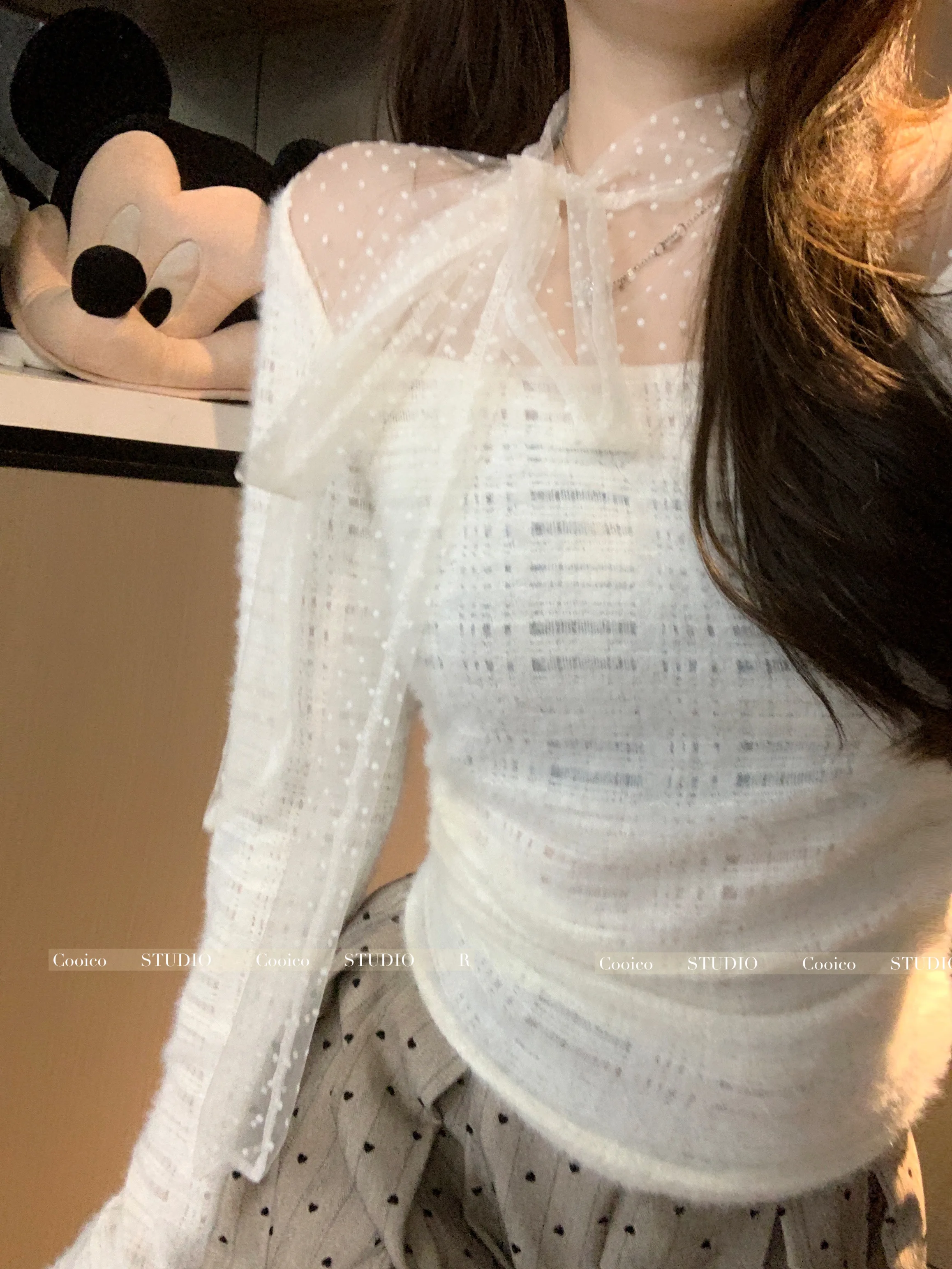 White Lace Polka Dot Long sleeves Shirt Women Early Autumn Chic Bow Graceful Inner wear Bottoming Short Top