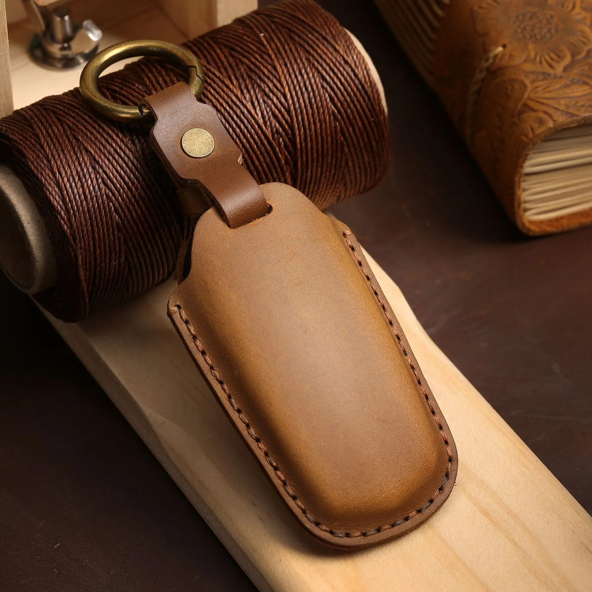 Чехол-держатель для автомобильных ключей Geely Emgrand 7 GX3 Atlas GS NL3 Gili EX7 GT GC9