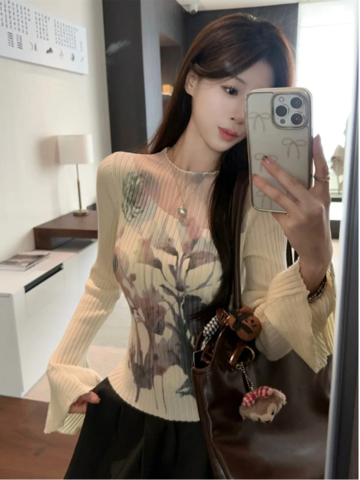 Женская трикотажная рубашка с длинным рукавом Облегающая