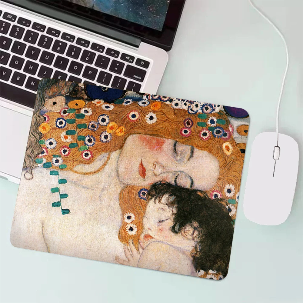 

The Kiss Gustav Klimt Small Gaming Mouse Pad Gamer Keyboard Mousepad Computer Mouse Mat Laptop Carpet Anime Mause pad Desk Mat