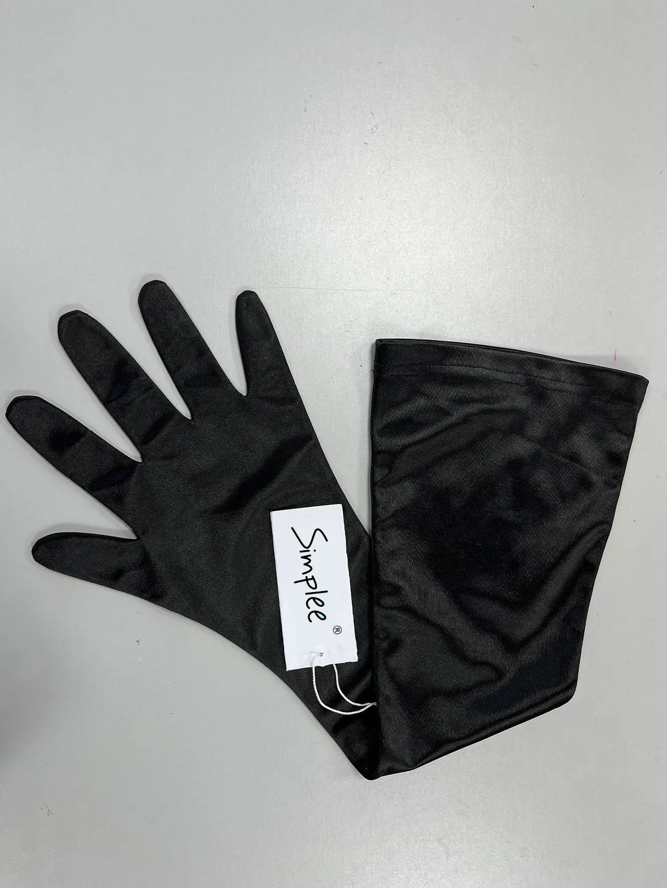 

Simplee 2023Classic Adult Black Opera Wrist Satin Long Gloves Women Flapper Elegant Gloves Matching Costume